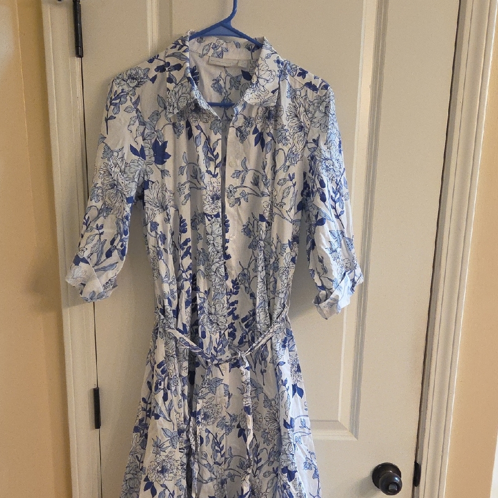 New York * Compnay Floral Blue and White Hi-lo Dress